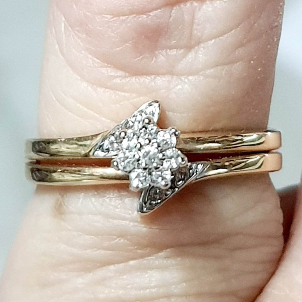 #812~'DOUBLE' DIAMOND RING